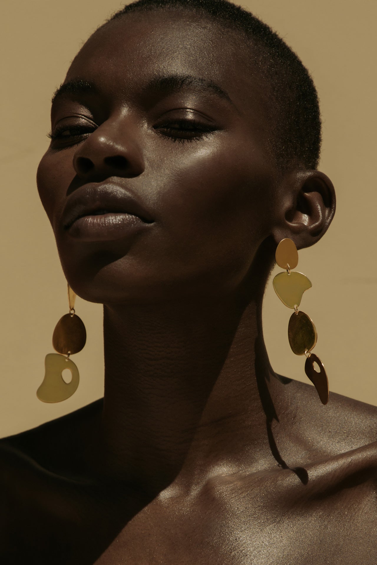 Floating Pebble Earring