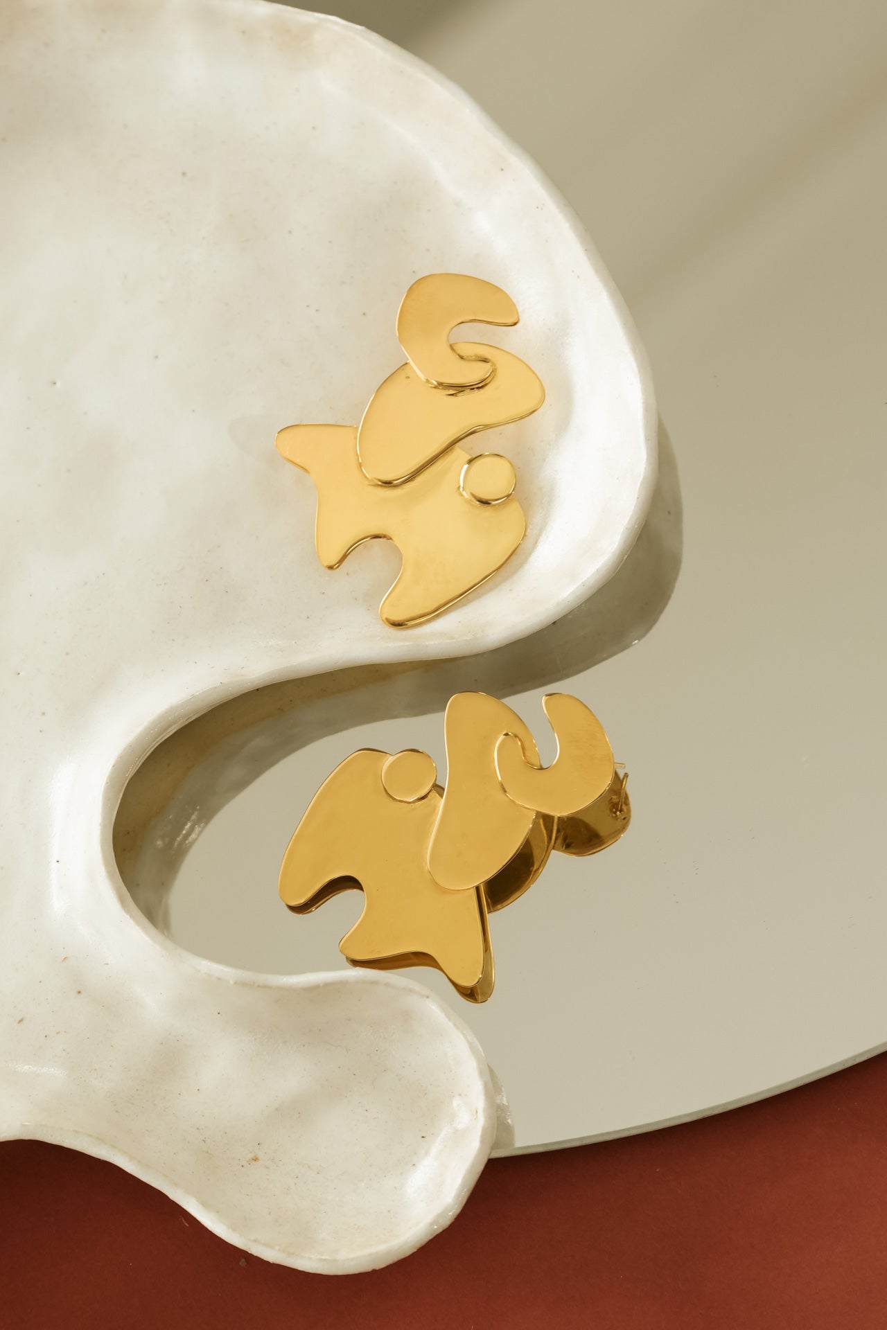 Mini Curves & Swerves Earring